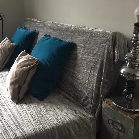 Old Town / Igielnicka Apartment